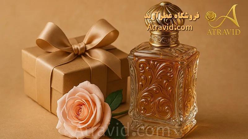 عطر برای هدیه دادن | چی بخریم که سلیقه‌ای نشه و تو ذوق نزنه؟